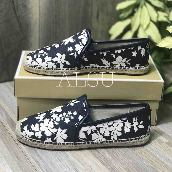 Michael Kors Hastings Espadrille Canvas Navy White - Picture 6 of 8